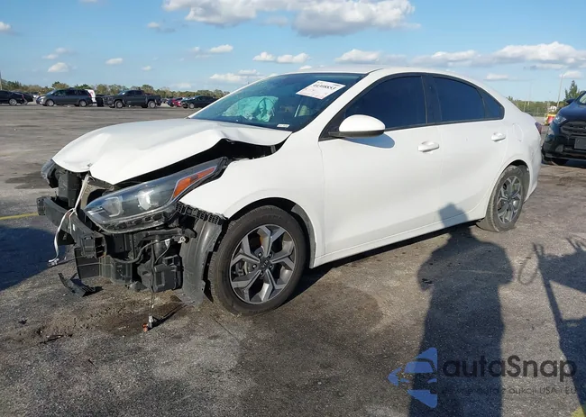 3KPF24AD3ME281429: 44308853