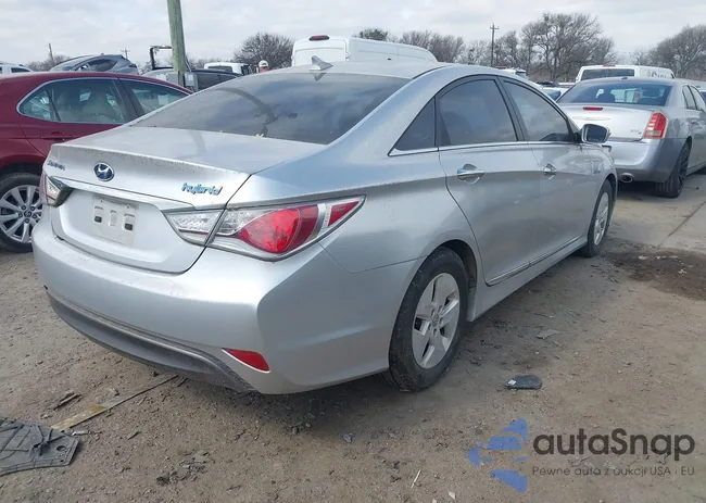 KMHEC4A42BA006431: 44308931