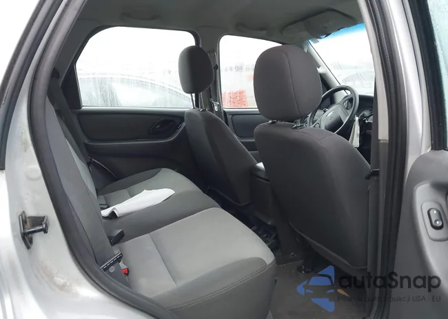 1FMYU02154KB68235: 44308937