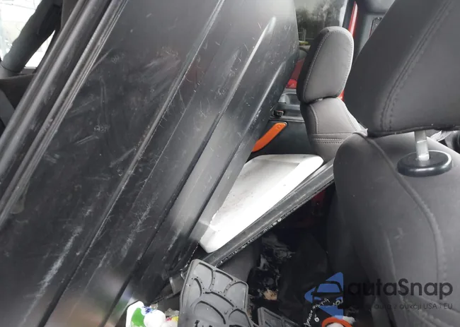 1C4HJWDG6FL686529: 44308950