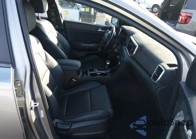 KNDP63AC5N7961571: 44308976