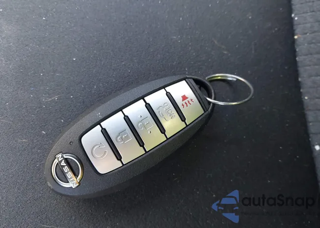 1N4BL4DV5RN335130: 44310304