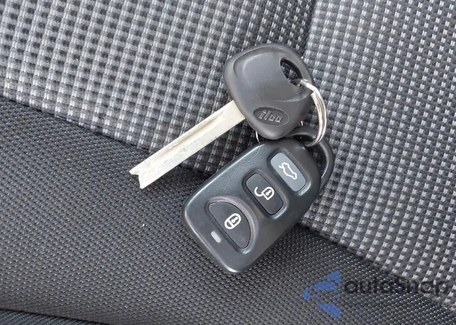 KMHD35LH0EU199909: 44310308