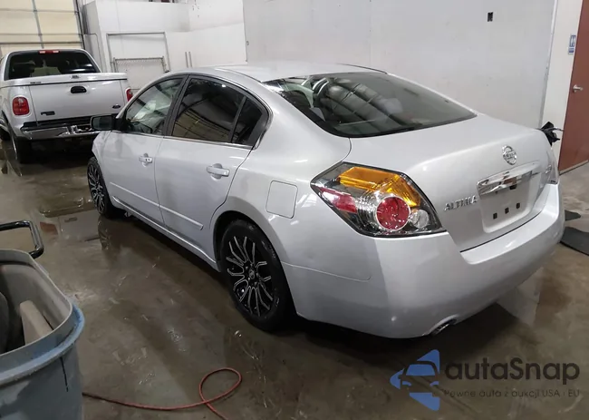 1N4AL2AP7BC128584: 44310349