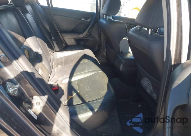 JH4CU26699C034747: 44310402