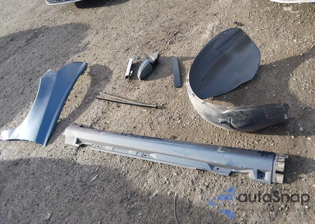 YV1672MW8B2615879: 44310411