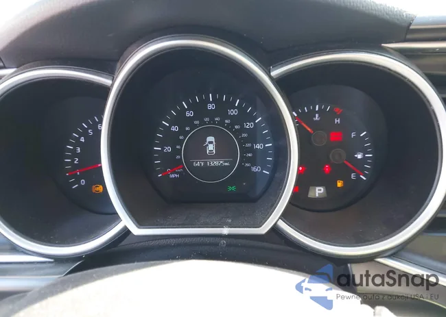 KNAGM4A77F5595735: 44310448