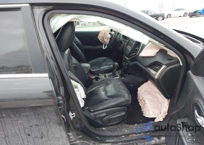 1C4PJMCS3FW645019: 44310556