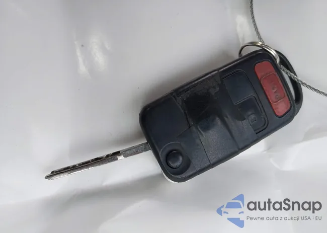 WDBKK47F9XF129834: 44310568