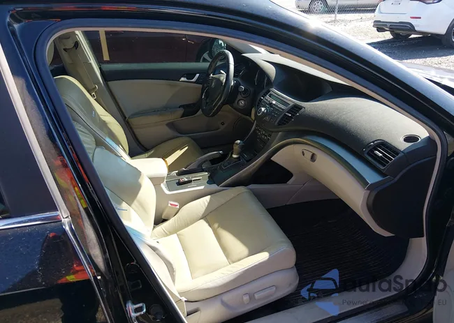 JH4CU2F66BC006278: 44310567