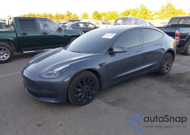 5YJ3E1EA4PF683046: 44310589