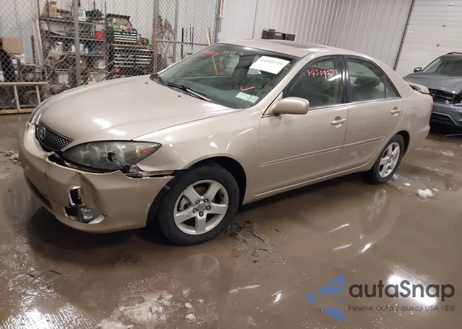 4T1BE32KX6U665978: 44309729