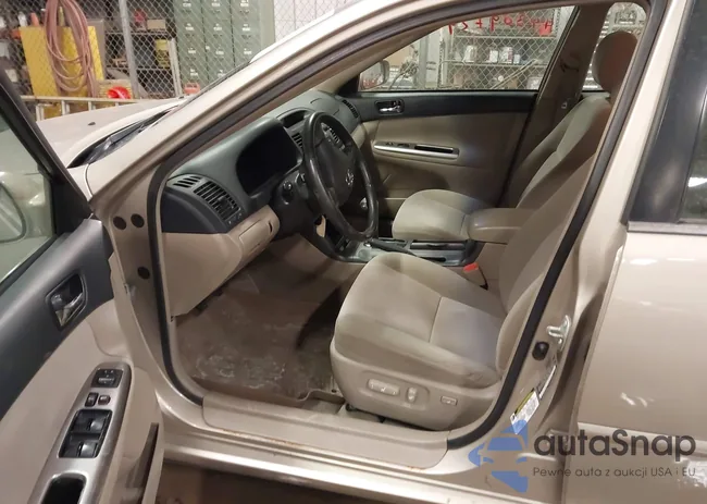 4T1BE32KX6U665978: 44309729