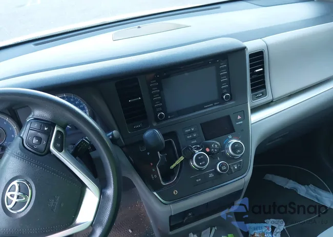 5TDKZ3DC7JS902633: 44309775