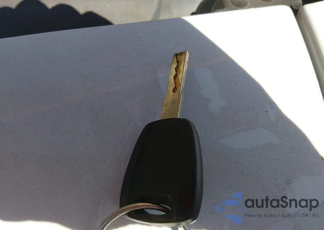 3C6TRVDD4EE126736: 44309794