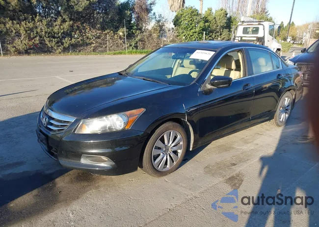 1HGCP2F87CA169367: 44309826