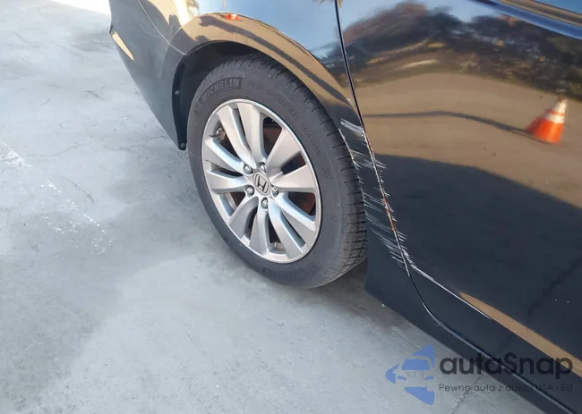 1HGCP2F87CA169367: 44309826