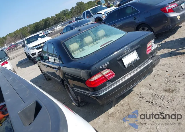 WDBJF65J72B493494: 44309874