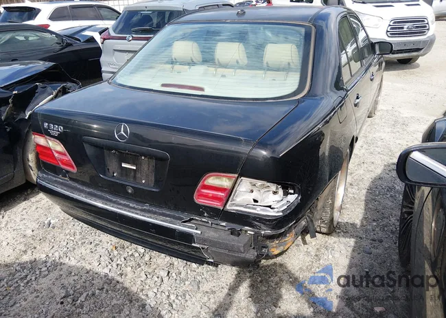 WDBJF65J72B493494: 44309874