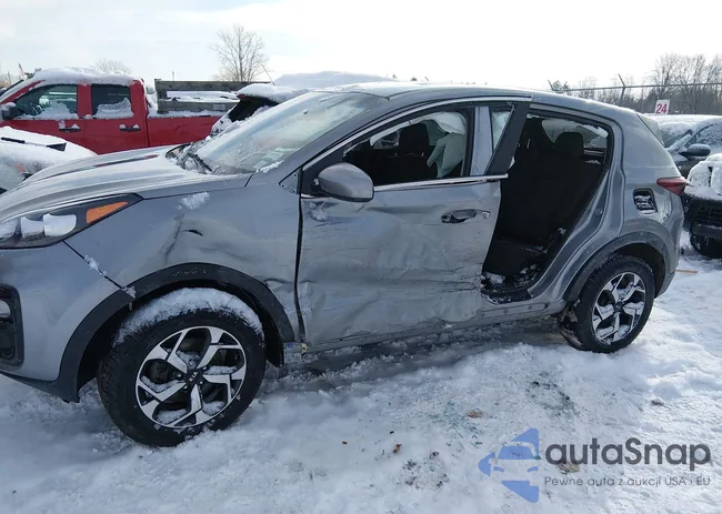 KNDPMCAC2N7983839: 44309918