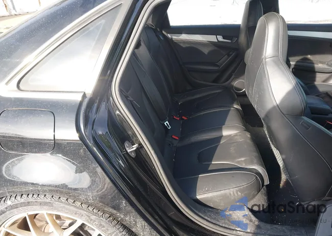 WAUDGAFL5DA151076: 44309953