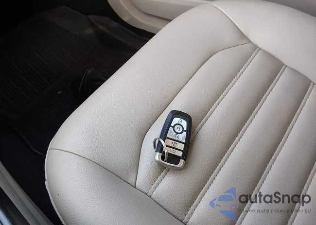 3FA6P0MU5KR210153: 44309974