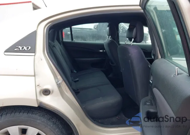 1C3CCBAB1EN204563: 44309994