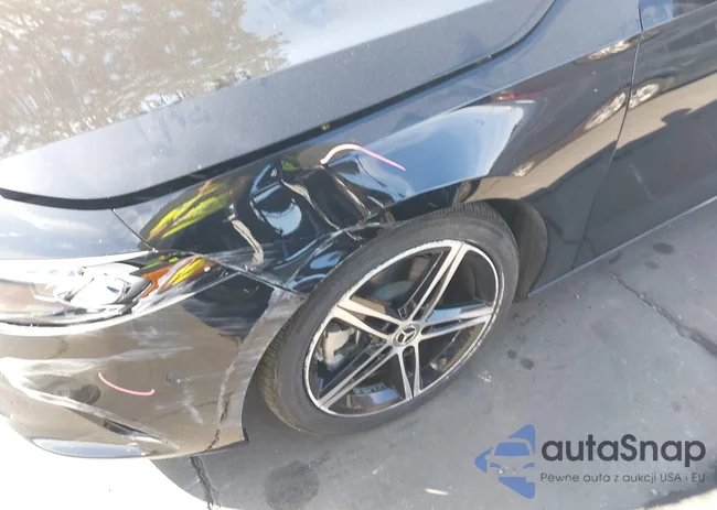 W1K3G4EB2NJ377771: 44311087