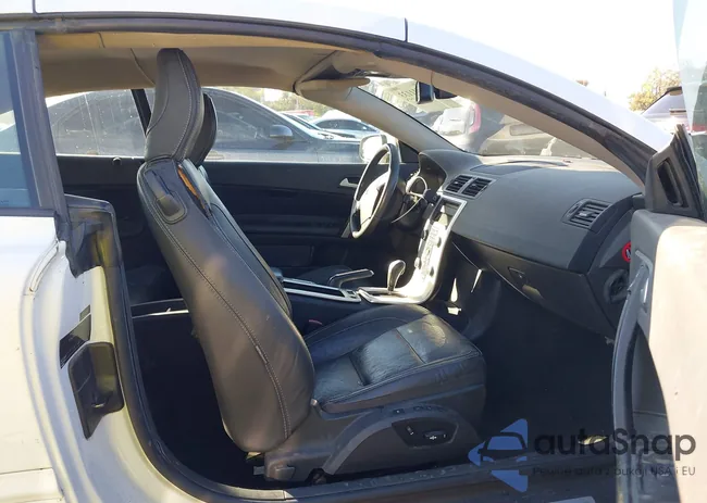 YV1672MC8BJ118942: 44311133