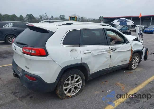 1C4PJLCB2EW313890: 44311164