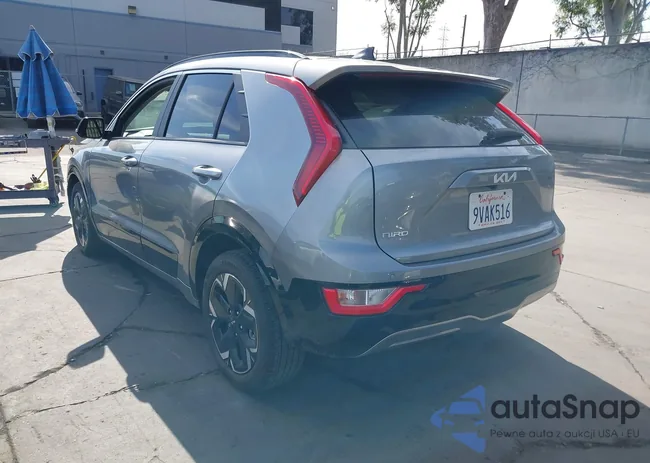 KNDCR3L17S5144272: 44311193