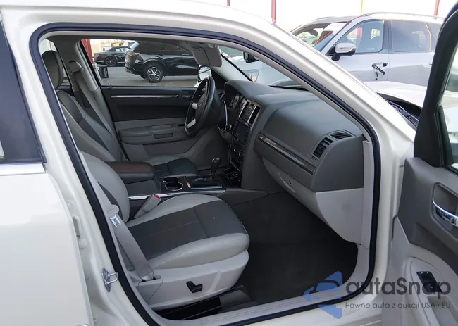 2C3LA53G28H223801: 44311246