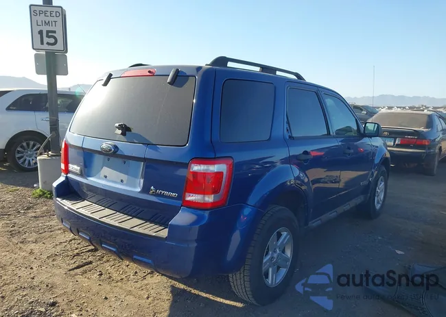 1FMCU49H38KC98900: 44311324