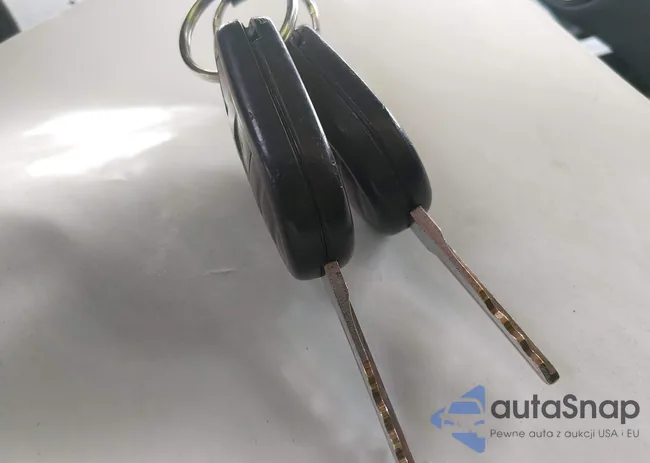 1FAHP2F86DG112098: 44311369