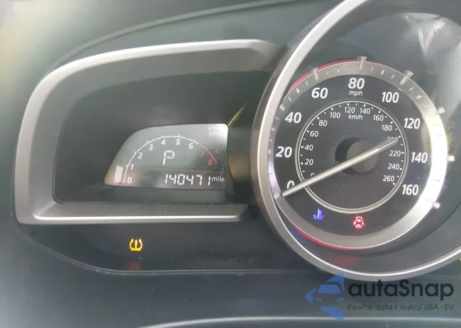 JM1BM1V76E1201704: 44311426