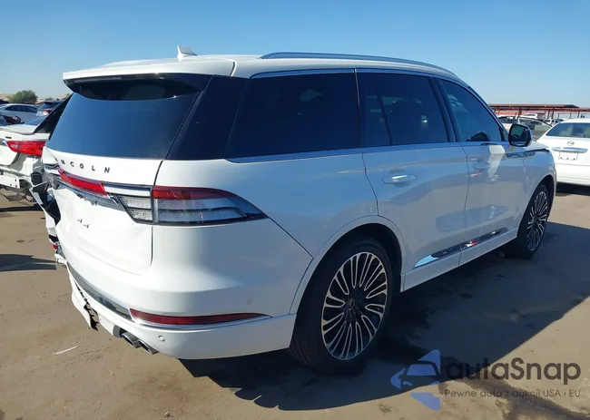 5LM5J9XC3LGL05570: 44311468