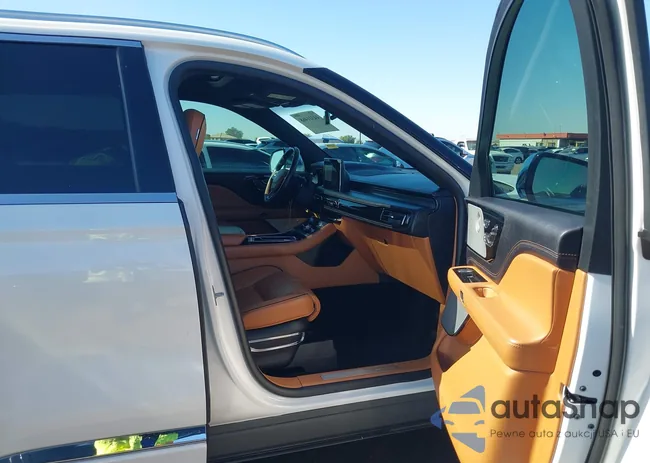 5LM5J9XC3LGL05570: 44311468