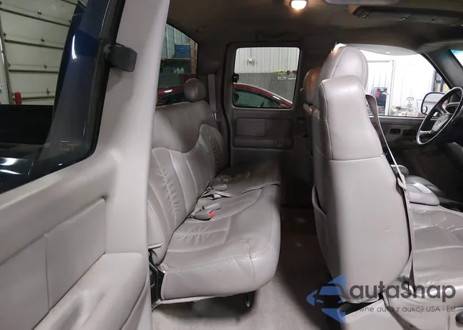 2GCEC19T611269013: 44310643