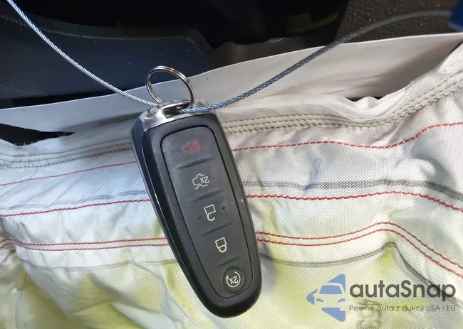 1FADP3J21GL274689: 44310714