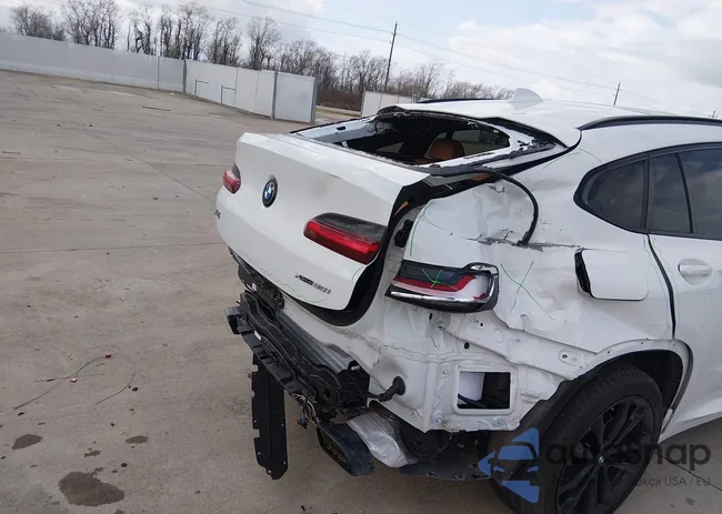 5UX33DT04P9P79107: 44310734