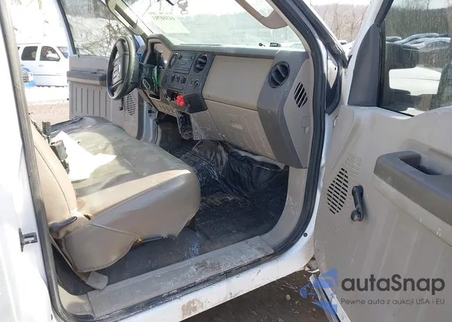 1FDNF21548EB67191: 44310793