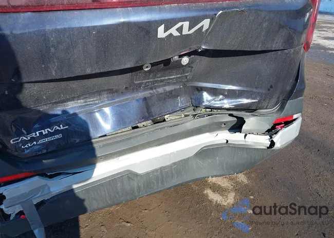 KNDNB5K34S6468141: 44312147