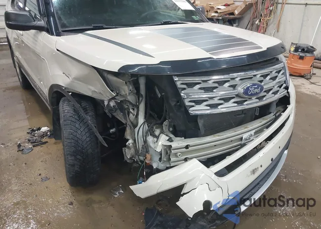 1FM5K8D88JGA78044: 44312300