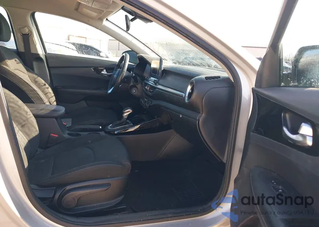 3KPF34AD0KE020351: 44312352