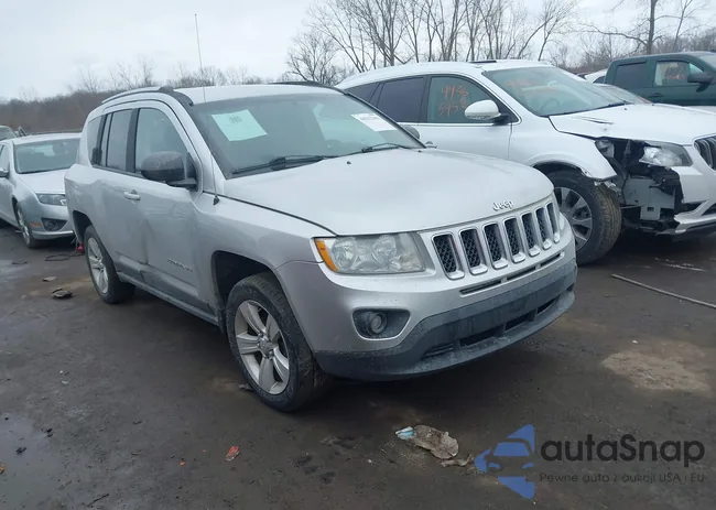 1C4NJDBB5CD635480: 44312363