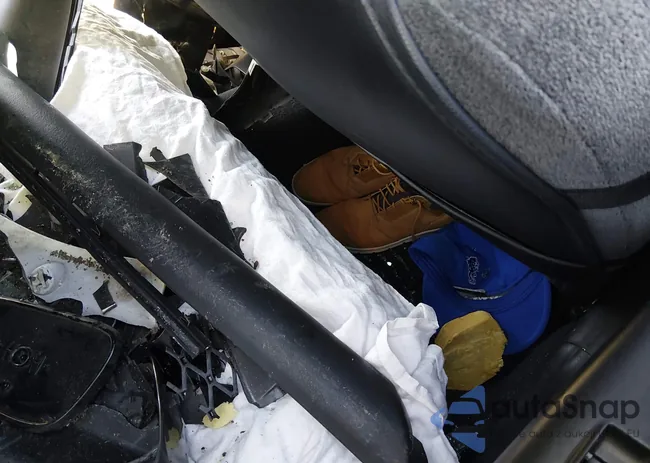 2T1BR32E06C602095: 44312367