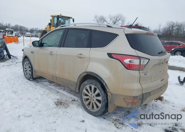 1FMCU9J96JUA18270: 44312392