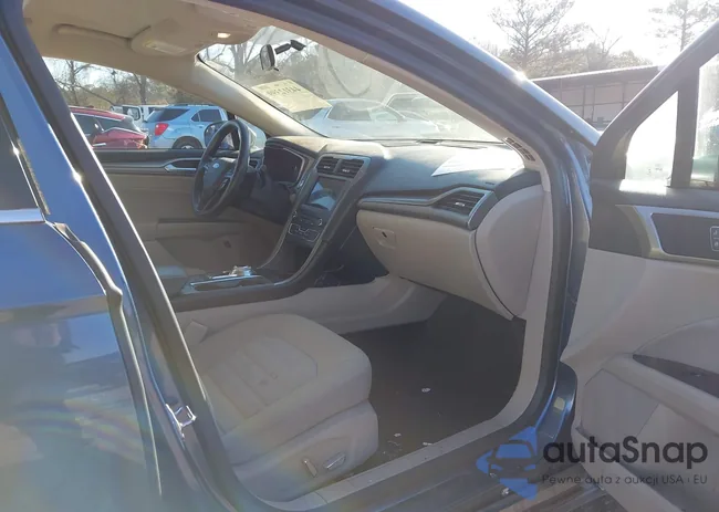 3FA6P0LU8JR228842: 44312399