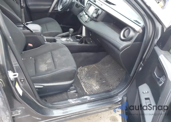 JTMRFREV4GD195876: 44312447