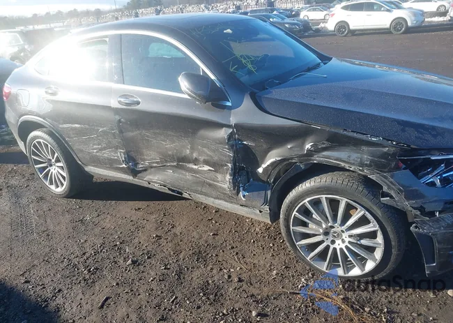 WDC0J8EB0LF675056: 44312465